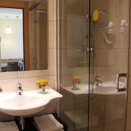 Royal Marina Gardens Апартаменты Кастельдефельс