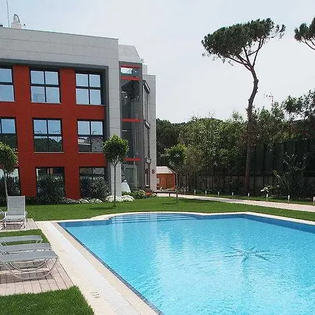 Royal Marina Gardens