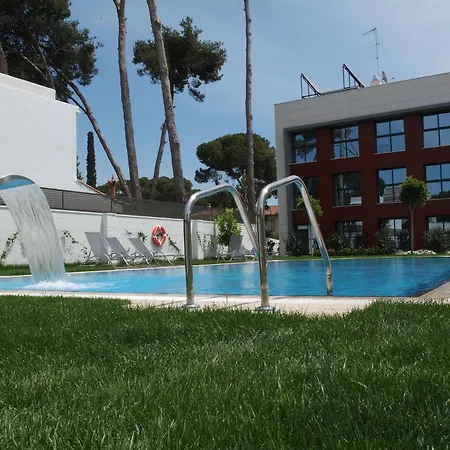 Royal Marina Gardens Apartment