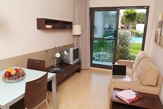 Royal Marina Gardens Apartment *