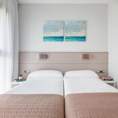 Royal Marina Gardens Апартаменты Кастельдефельс