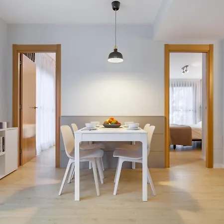 Royal Marina Gardens Apartment *