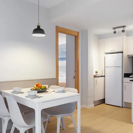 Royal Marina Gardens Кастельдефельс